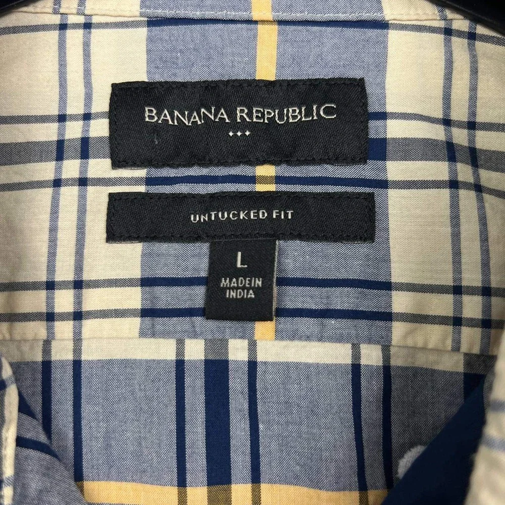 Banana Republic please see